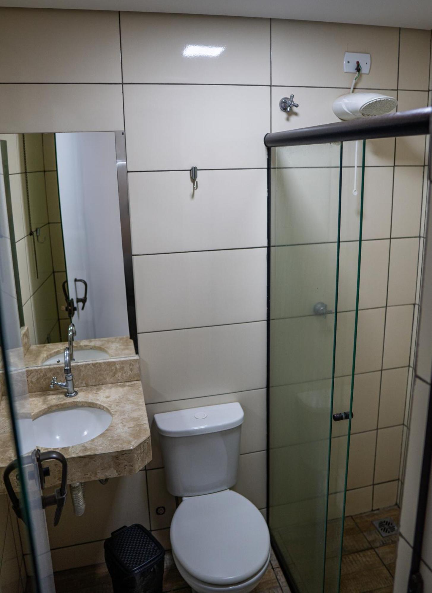 Hotel Nixon Proximo, Rodoviaria, Prefeitura E A Matriz Central Itai  Экстерьер фото