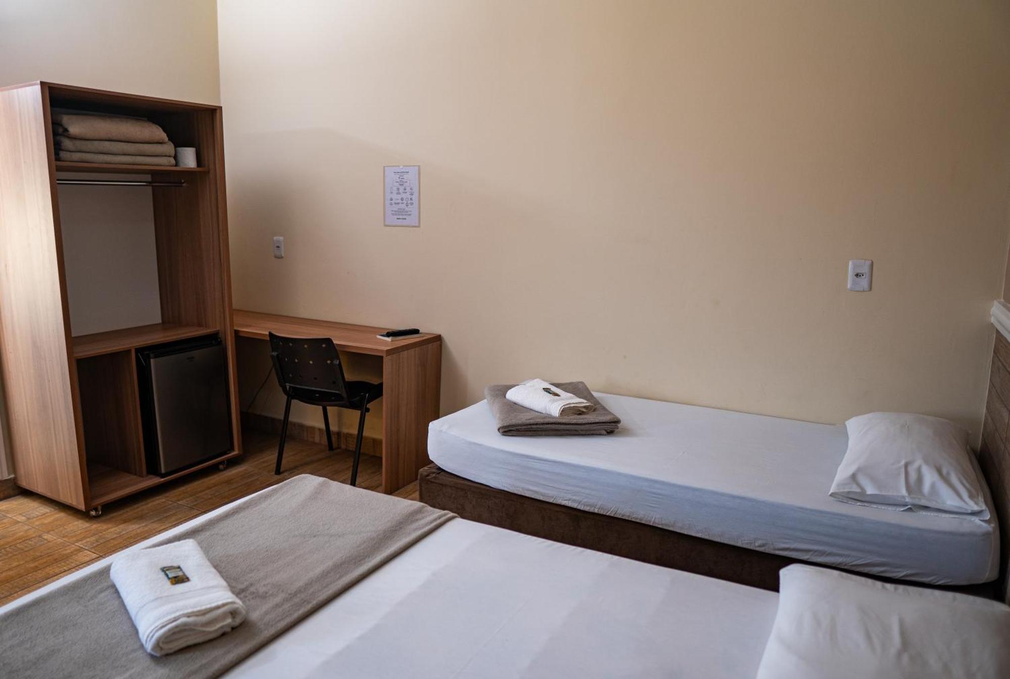 Hotel Nixon Proximo, Rodoviaria, Prefeitura E A Matriz Central Itai  Экстерьер фото